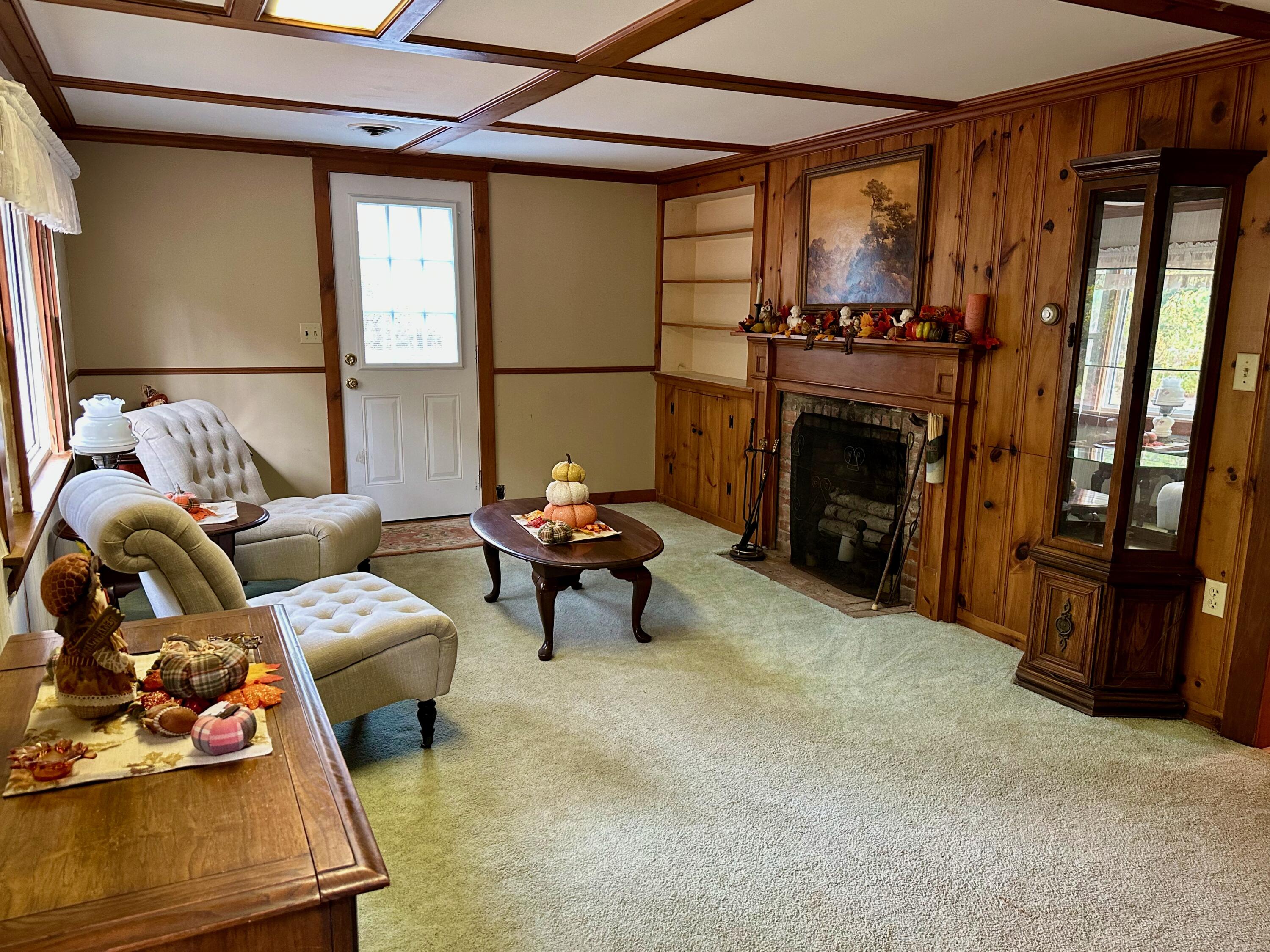 691 Branch Road Wells, ME 04090 - Photo 2 of 26 Library - 4 of 19