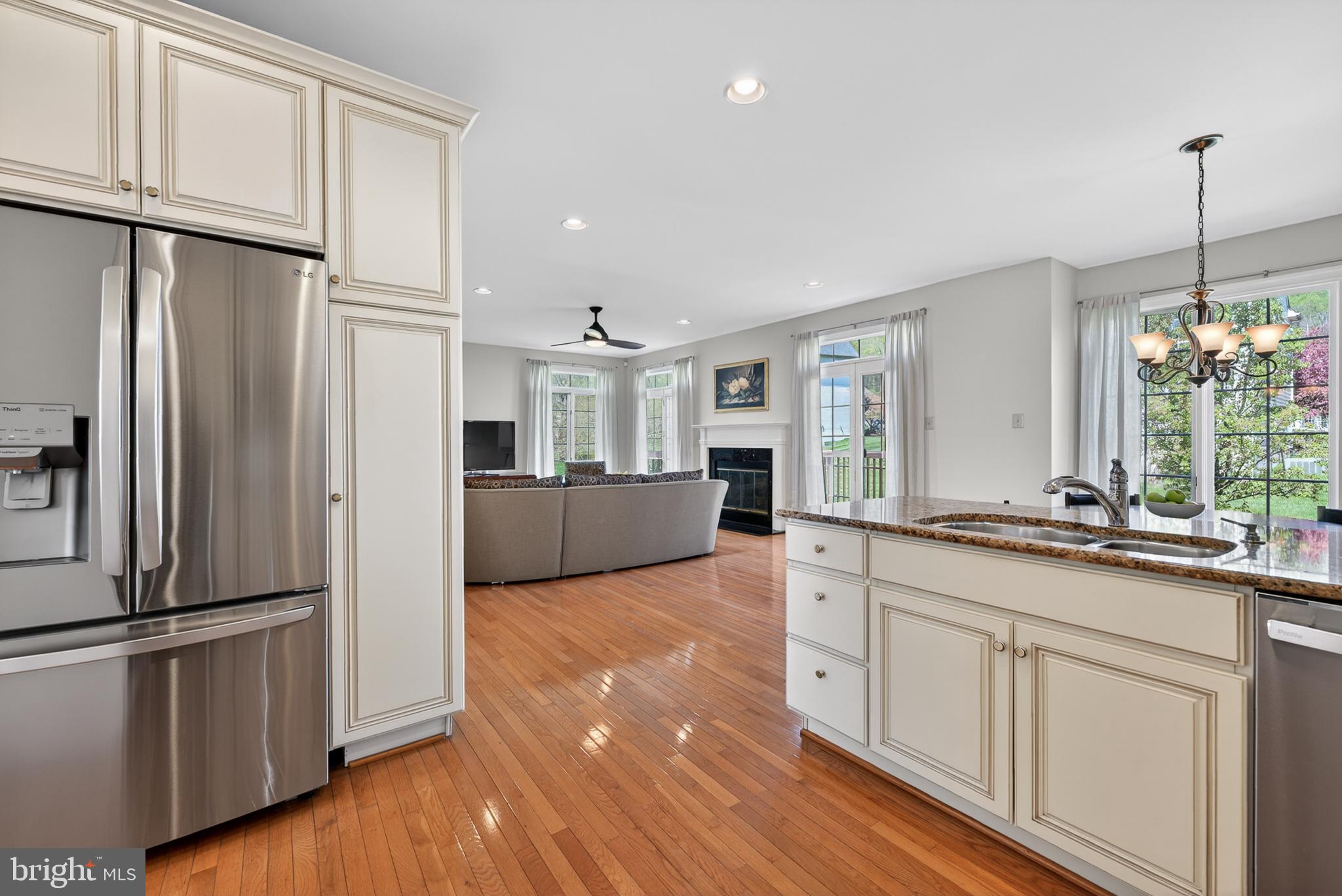 6 Landon Way Exton, PA 19341 - Photo 10 of 43 Kitchen
