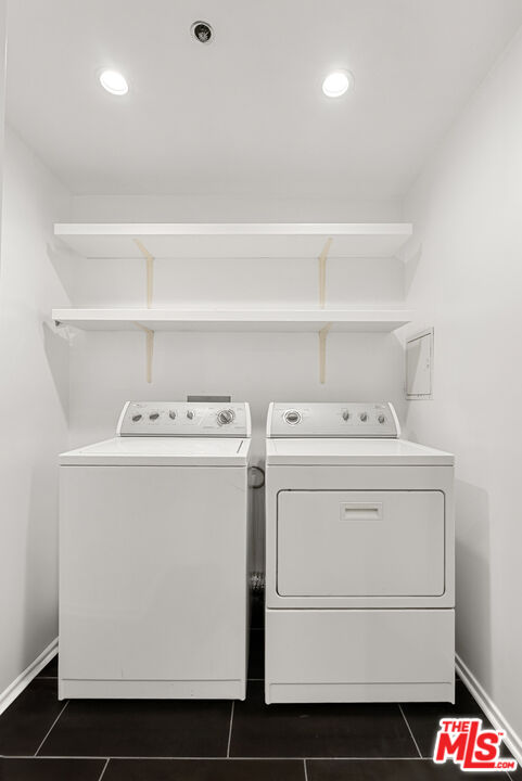 10520 Wilshire Boulevard, Unit 407 Los Angeles, CA 90024 - Photo 22 of 36