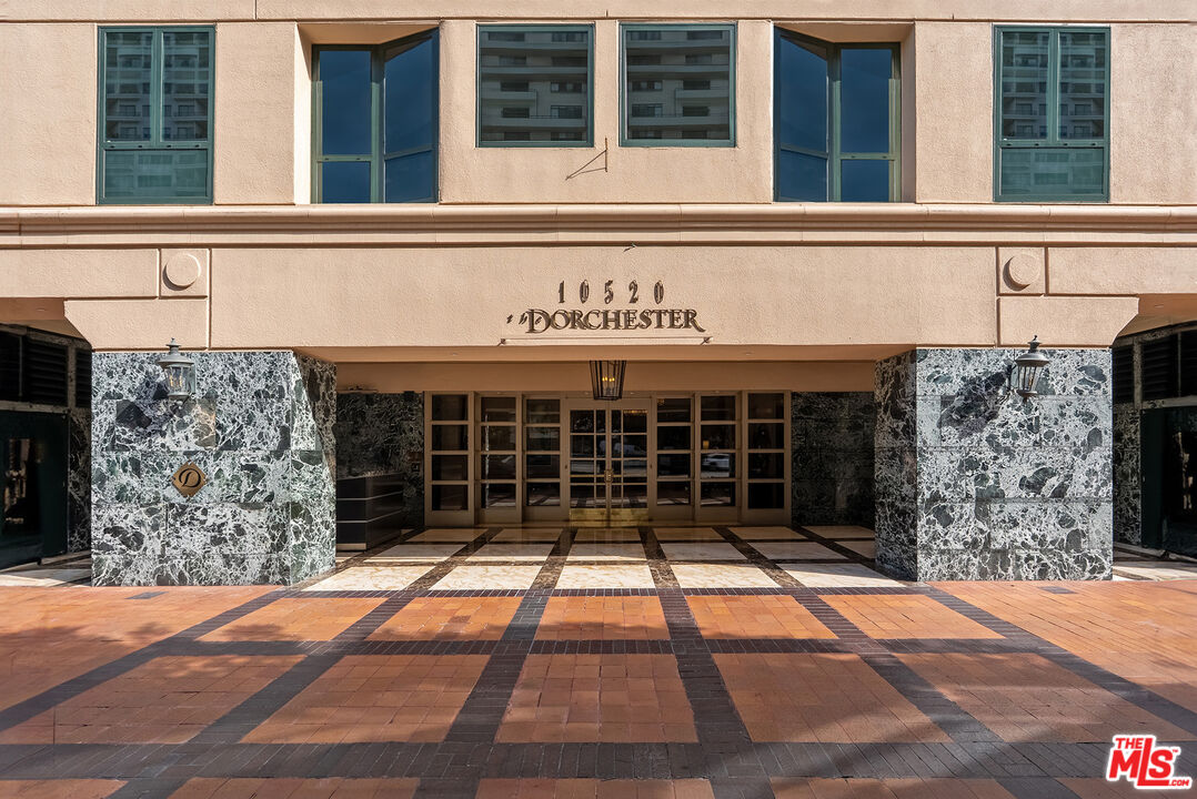 10520 Wilshire Boulevard, Unit 407 Los Angeles, CA 90024 - Photo 34 of 36