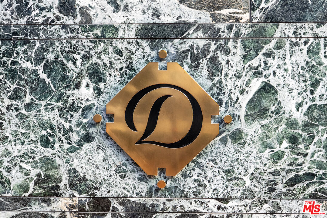 10520 Wilshire Boulevard, Unit 407 Los Angeles, CA 90024 - Photo 35 of 36