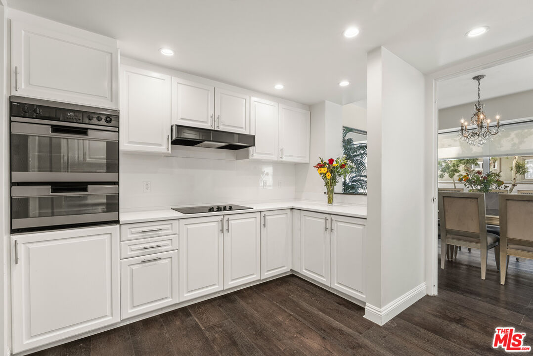 10520 Wilshire Boulevard, Unit 407 Los Angeles, CA 90024 - Photo 9 of 36