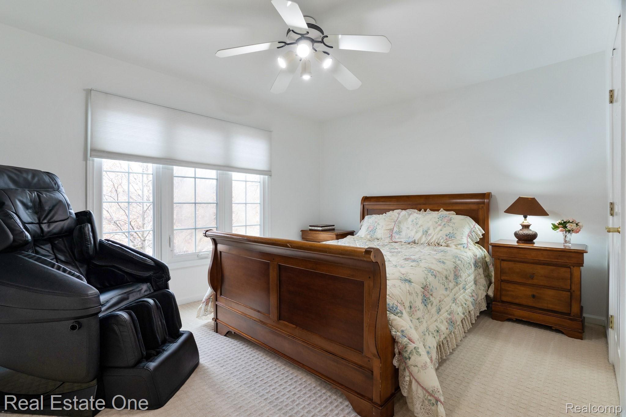 1245 Rothwell Drive Troy, MI 48084 - Photo 27 of 52 1245-Rothwell-Dr-34.JPG