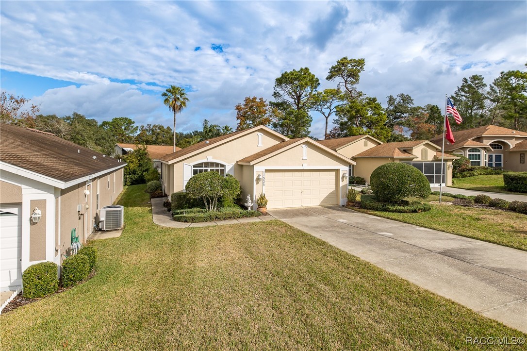 11323 Highlander Court Spring Hill, FL 34609 - Photo 5 of 44