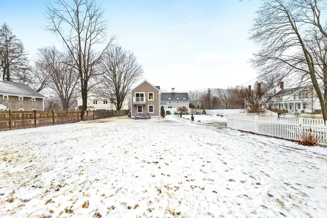 $739,000 | 3 Summer Street, Unit 2, Topsfield, MA 01983