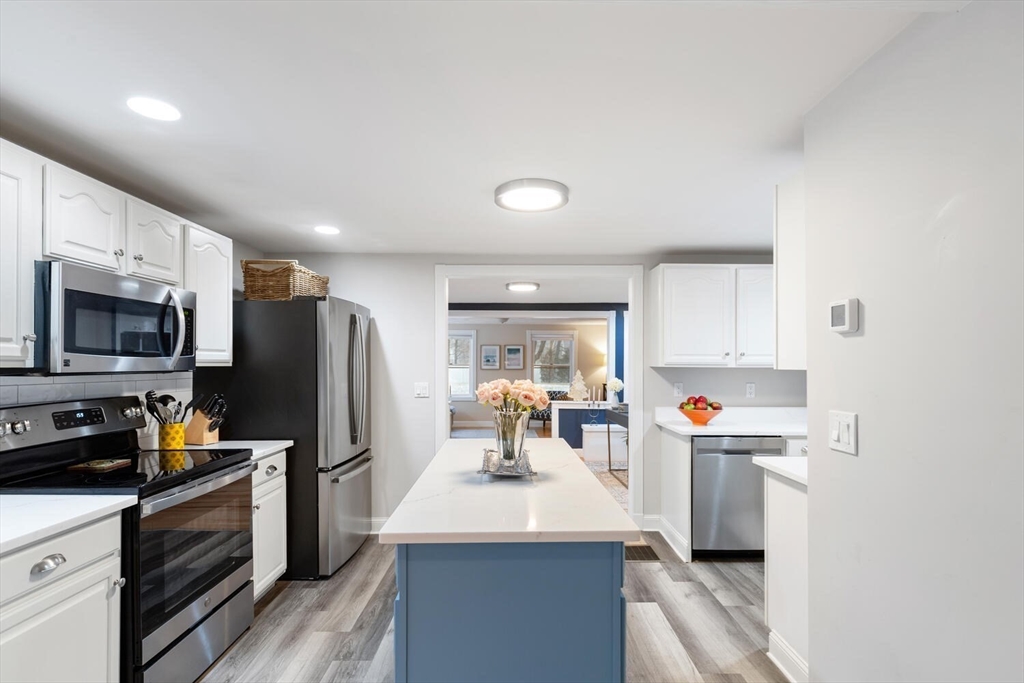 3 Summer Street, Unit 2 Topsfield, MA 01983 - Photo 5 of 31