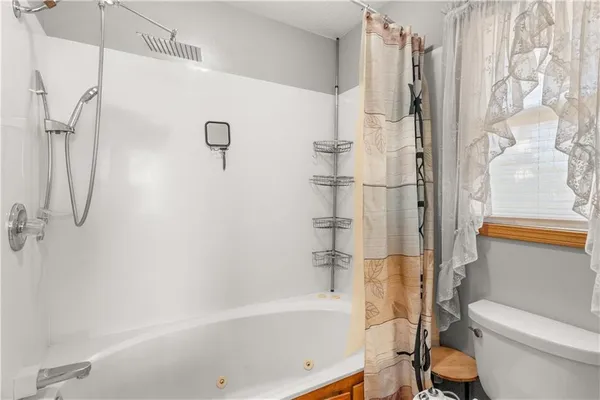 $529,000 | 627 M Highway, Odessa, MO 64076