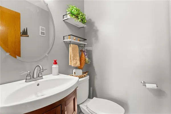 $529,000 | 627 M Highway, Odessa, MO 64076