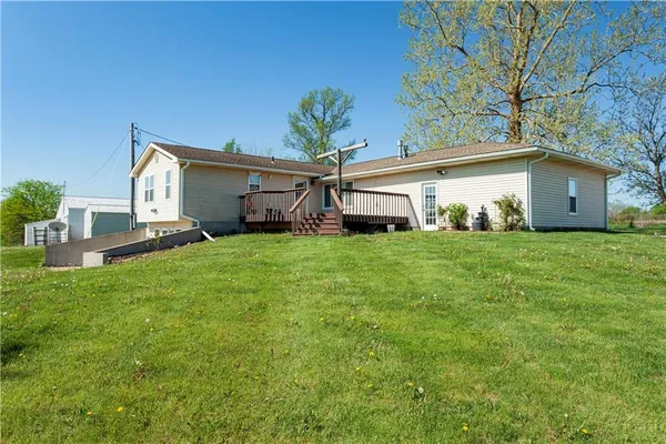 $529,000 | 627 M Highway, Odessa, MO 64076