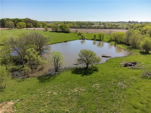 $529,000 | 627 M Highway, Odessa, MO 64076