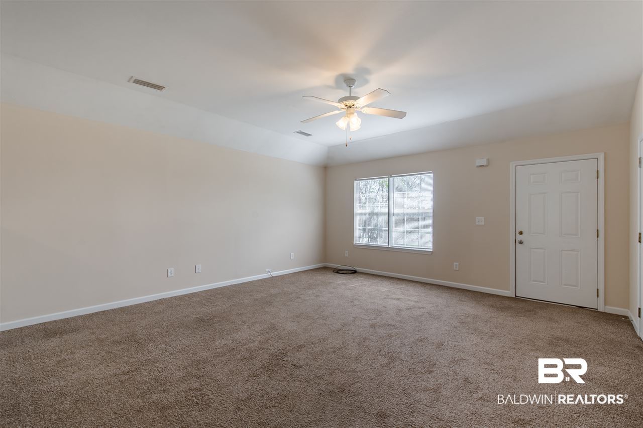 22815 Respite Lane Foley, AL 36535 - Photo 5 of 33 Living Room