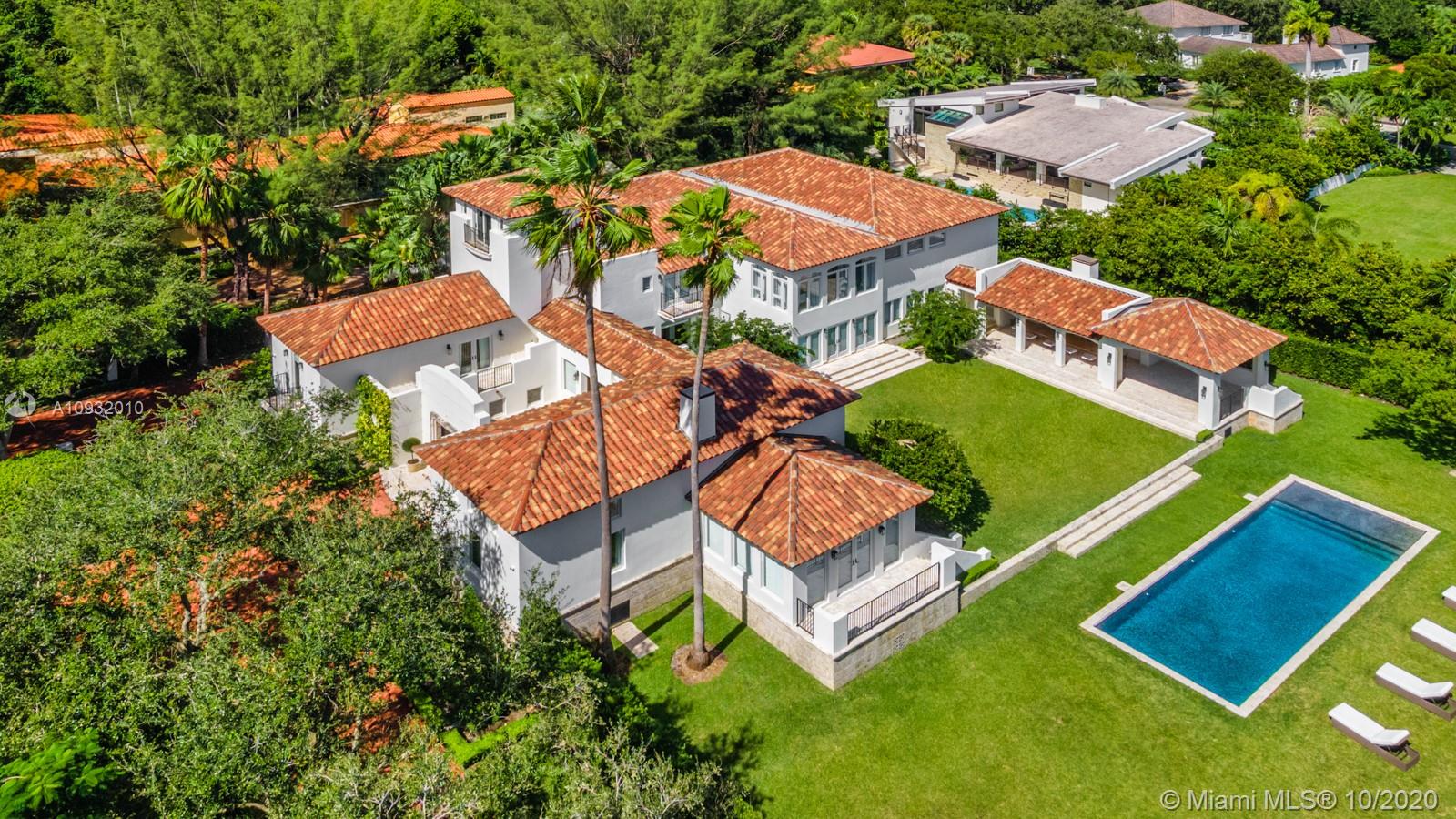 545 Casuarina Concourse Coral Gables, FL 33143 - Photo 1 of 32