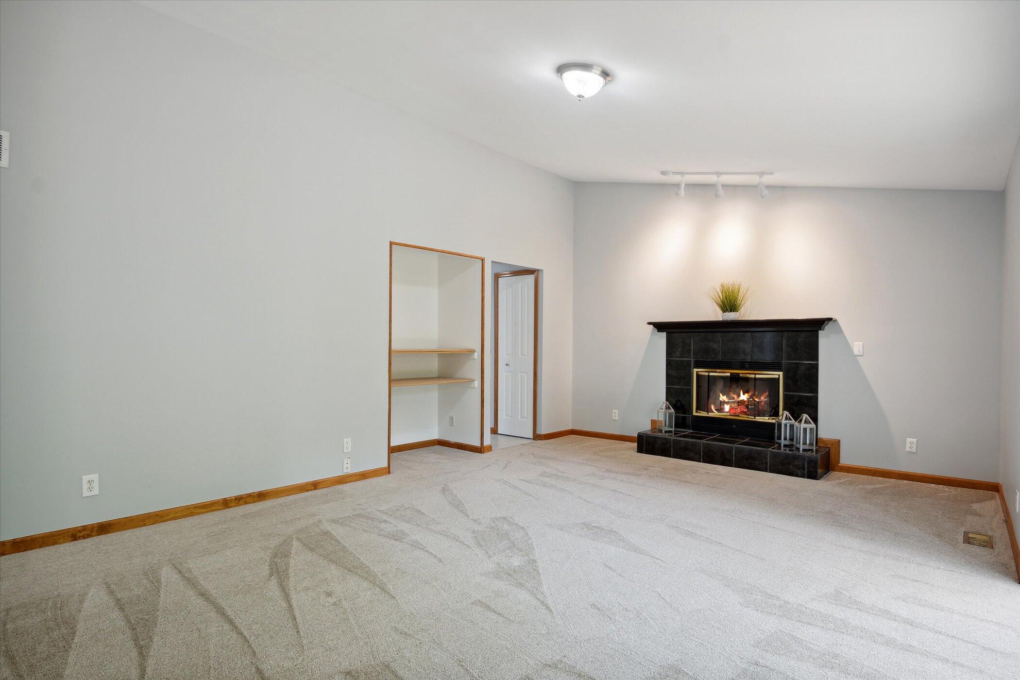 12551 Whittaker Road Milan, MI 48160 - Photo 20 of 50 24-12551-Whittaker-Rd-WindowStill-19