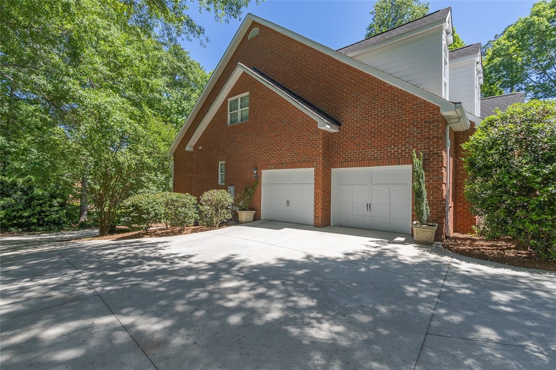 207 Arden Chase Anderson, SC 29621 - Photo 4 of 45