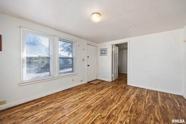 $90,000 | 1423-1425 South 13th Street, Pekin, IL 61554