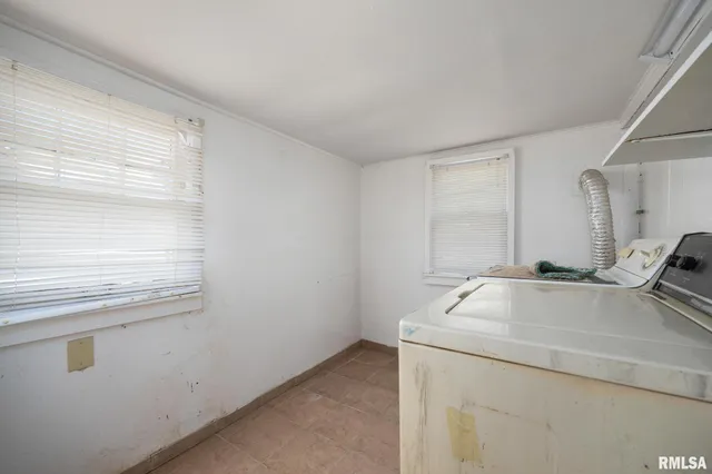 $90,000 | 1423-1425 South 13th Street, Pekin, IL 61554