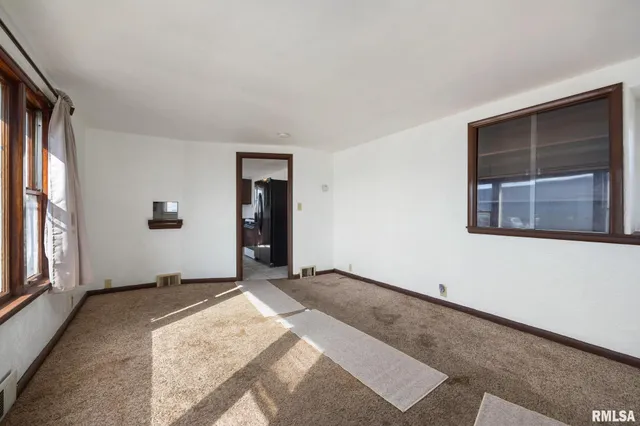 $90,000 | 1423-1425 South 13th Street, Pekin, IL 61554