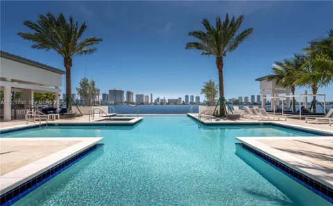 $899,000 | 17301 Biscayne Boulevard, Unit 1803, North Miami Beach, FL 33160