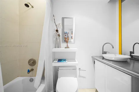 $549,000 | 1455 West Avenue, Unit 903, Miami Beach, FL 33139