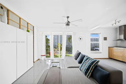 $549,000 | 1455 West Avenue, Unit 903, Miami Beach, FL 33139