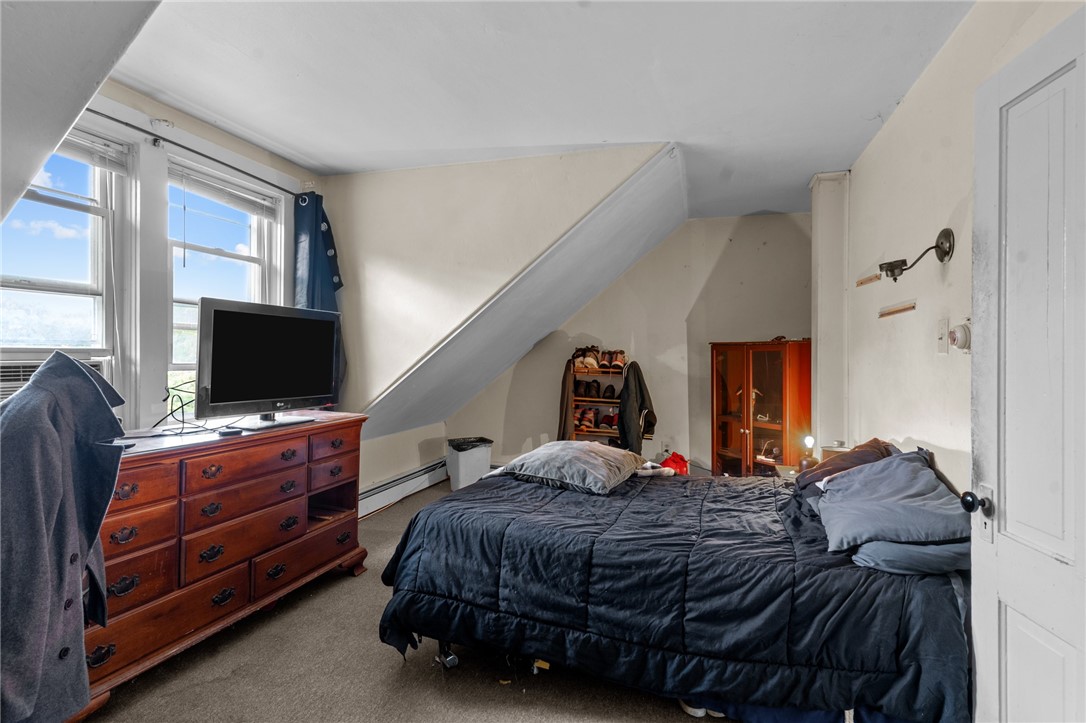 207 Highland Street Woonsocket, RI 02895 - Photo 19 of 38 207 Highland St Woonsocket RI