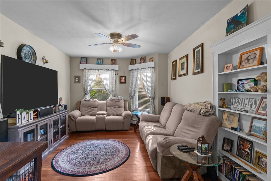 207 Highland Street Woonsocket, RI 02895 - Photo 7 of 38 207 Highland St Woonsocket RI