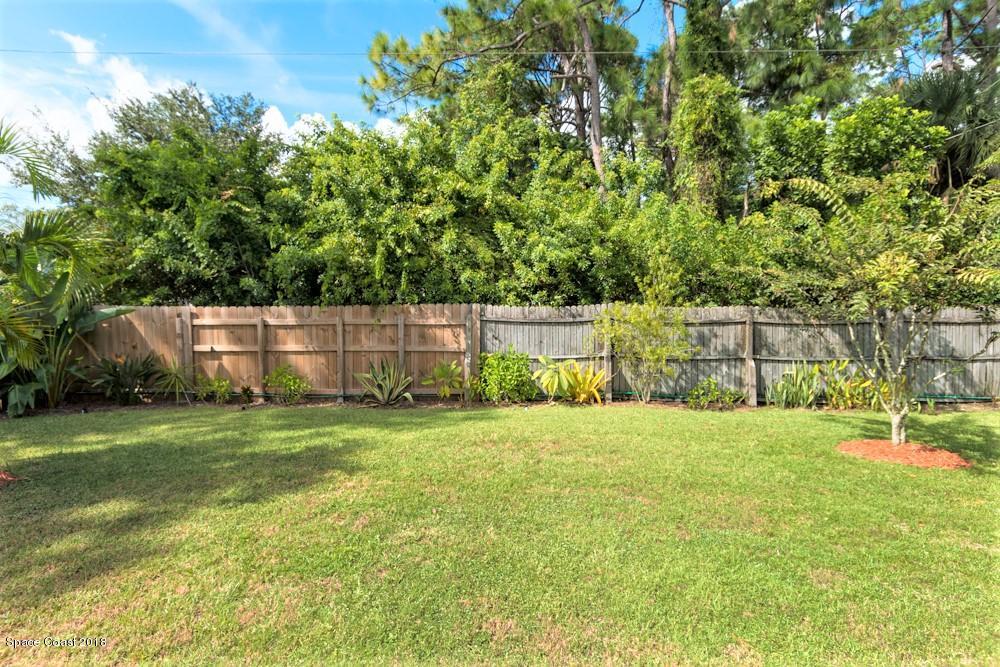 492 Warrington Road Southwest Palm Bay, FL 32908 - Photo 5 of 18 Additional back yard view.