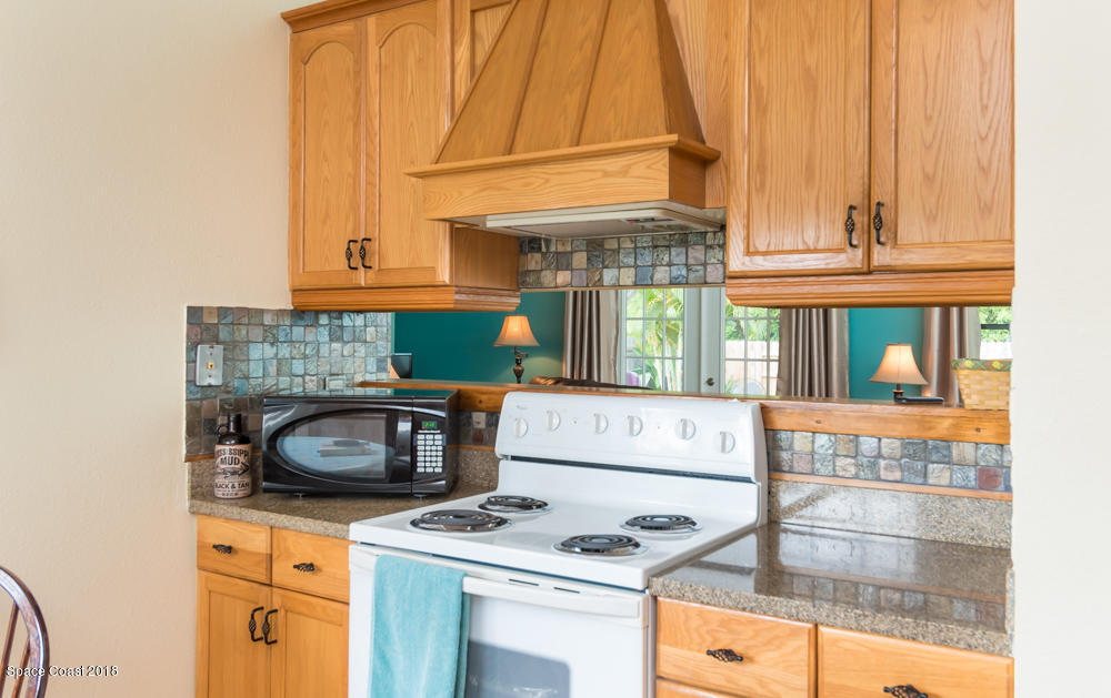 492 Warrington Road Southwest Palm Bay, FL 32908 - Photo 9 of 18 Upgraded kitchen.