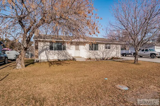 $324,900 | 3925 East 109 North, Ucon, ID 83401