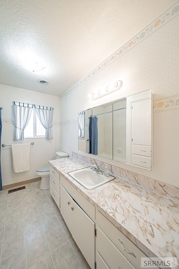 3925 East 109 North Ucon, ID 83401 - Photo 16 of 44