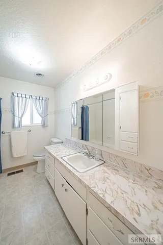 $324,900 | 3925 East 109 North, Ucon, ID 83401