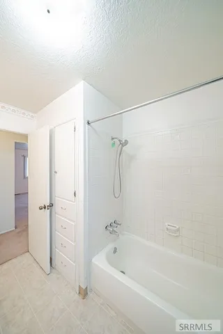 $324,900 | 3925 East 109 North, Ucon, ID 83401