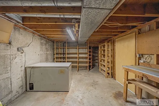 $324,900 | 3925 East 109 North, Ucon, ID 83401