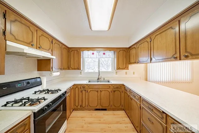 $324,900 | 3925 East 109 North, Ucon, ID 83401