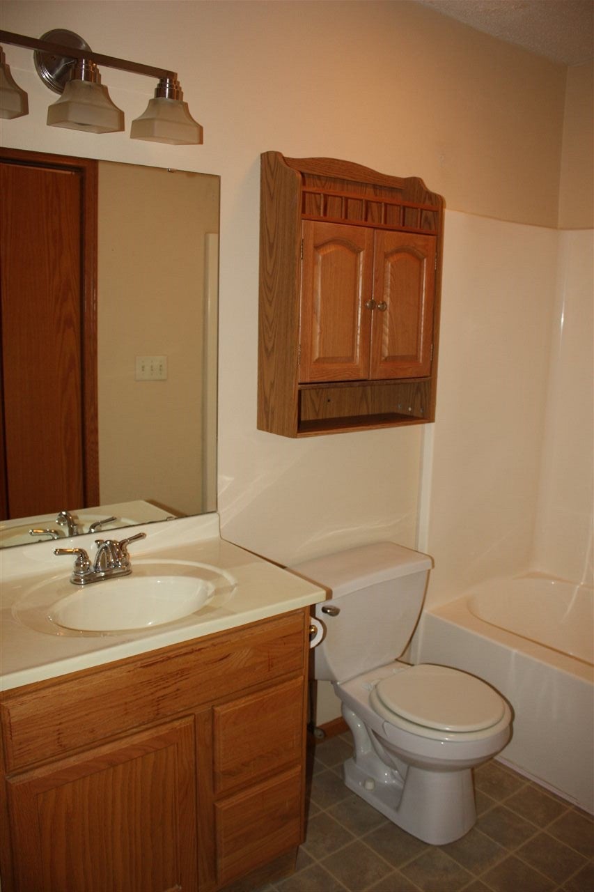 80 Glasgow Street Riverside, IA 52327 - Photo 11 of 17 Gallery Image 11