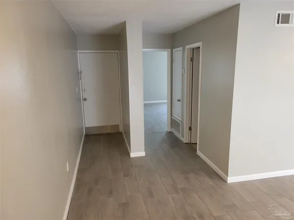 $98,000 | 401 Marshall Court, Unit 1, Fort Walton Beach, FL 32548