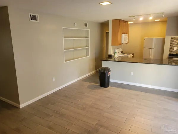 $98,000 | 401 Marshall Court, Unit 1, Fort Walton Beach, FL 32548