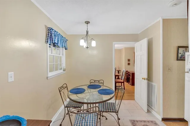 $349,000 | 217 Cherokee Circle, Cedartown, GA 30125