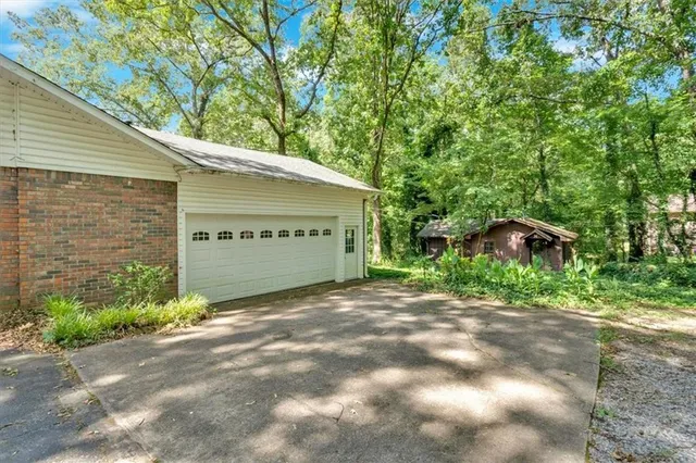 $349,000 | 217 Cherokee Circle, Cedartown, GA 30125