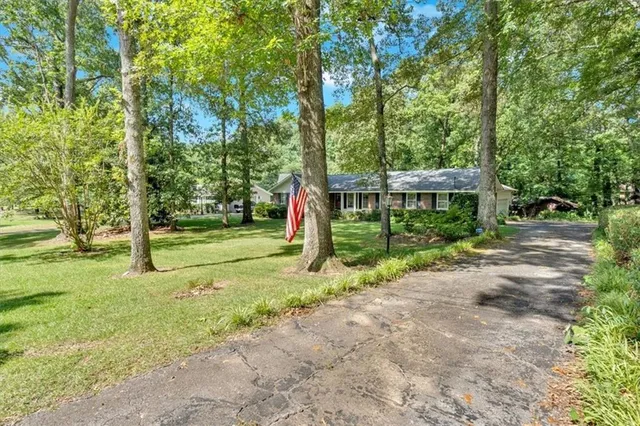 $349,000 | 217 Cherokee Circle, Cedartown, GA 30125