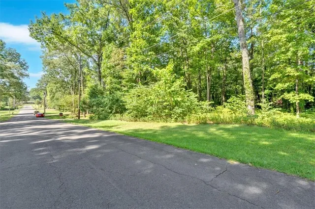 $349,000 | 217 Cherokee Circle, Cedartown, GA 30125