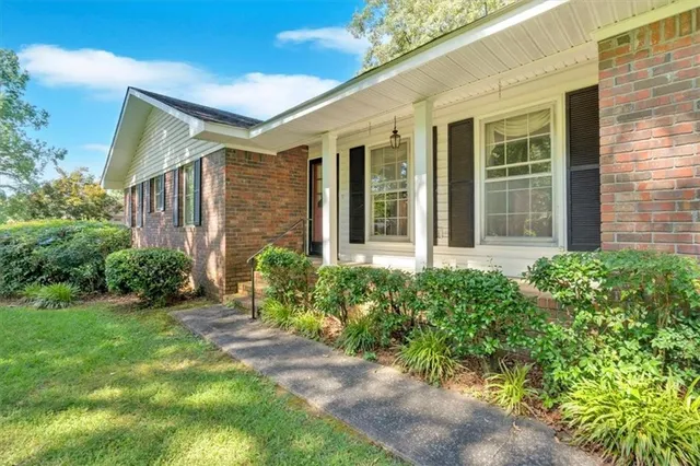 $349,000 | 217 Cherokee Circle, Cedartown, GA 30125