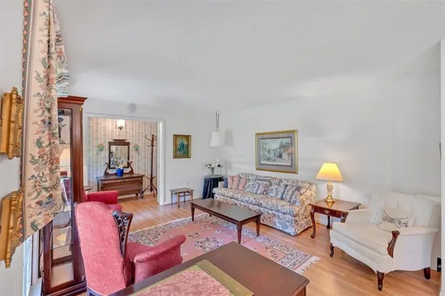 $349,000 | 217 Cherokee Circle, Cedartown, GA 30125