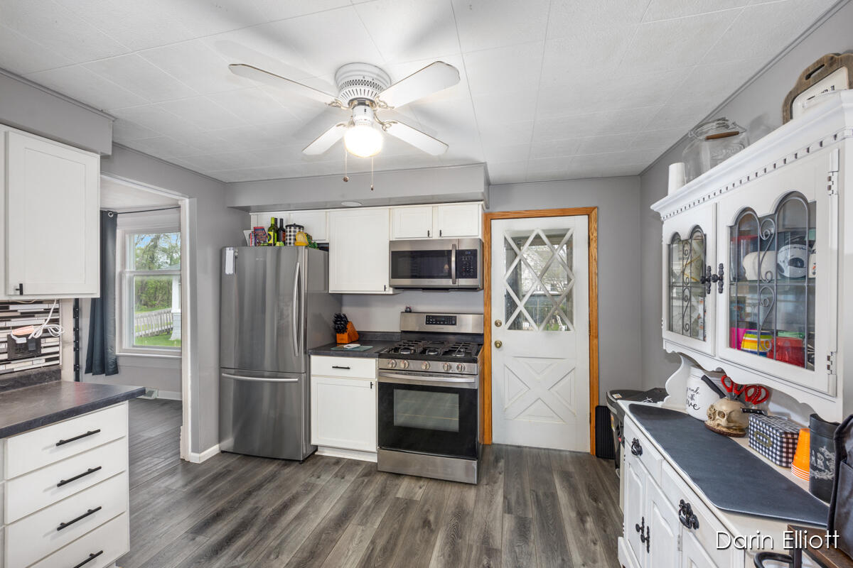 321 West Ellis Street Belding, MI 48809 - Photo 16 of 33 IMG_1009