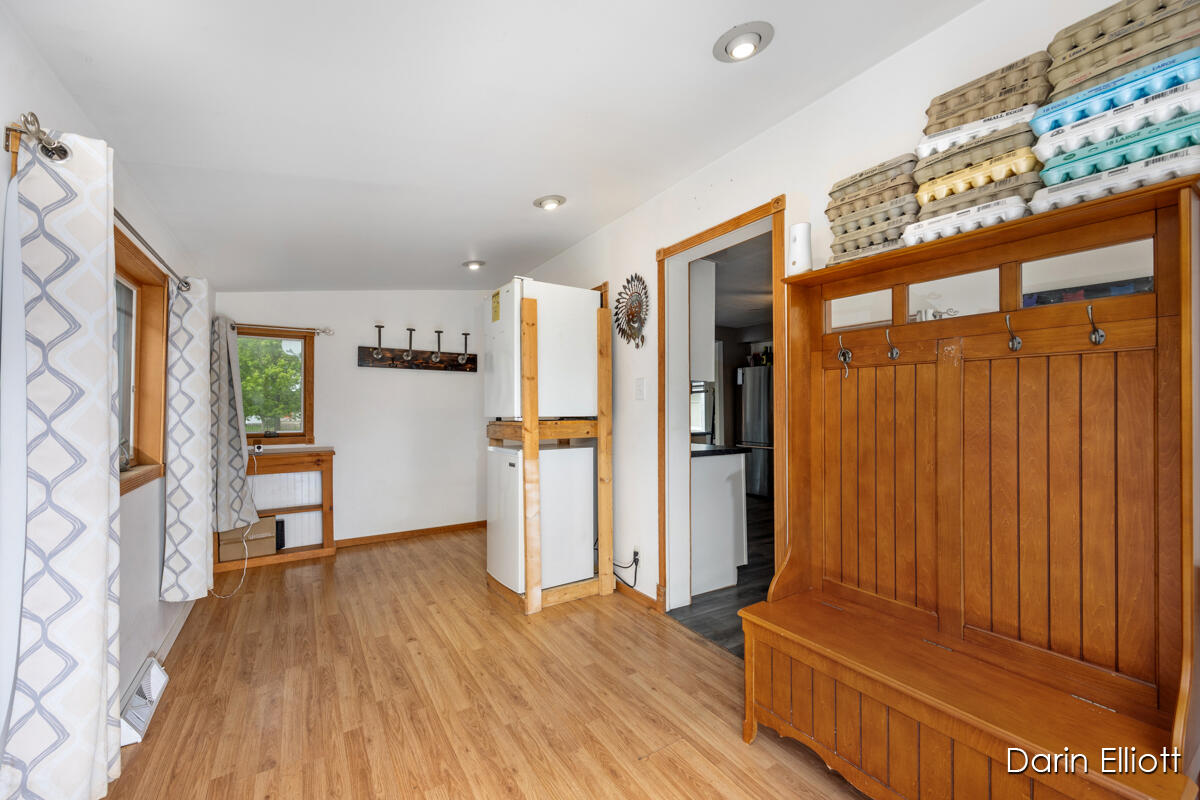321 West Ellis Street Belding, MI 48809 - Photo 17 of 33 IMG_1010