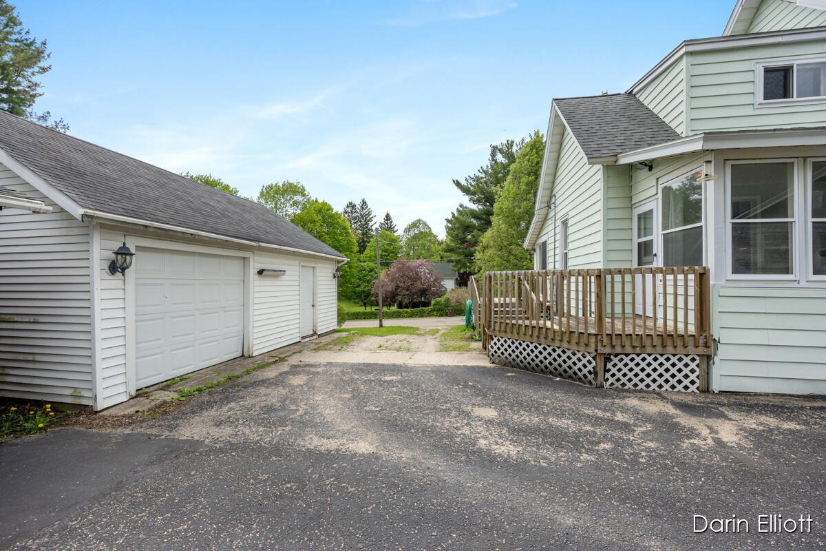 321 West Ellis Street Belding, MI 48809 - Photo 25 of 33 IMG_1018