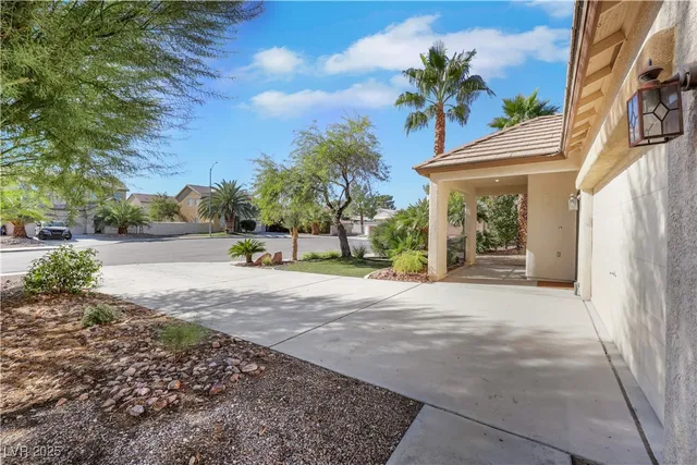 $434,900 | 4224 Capri Canyon Court, North Las Vegas, NV 89031