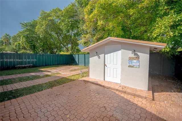 $749,000 | 9921 Northwest 32nd Street, Doral, FL 33172