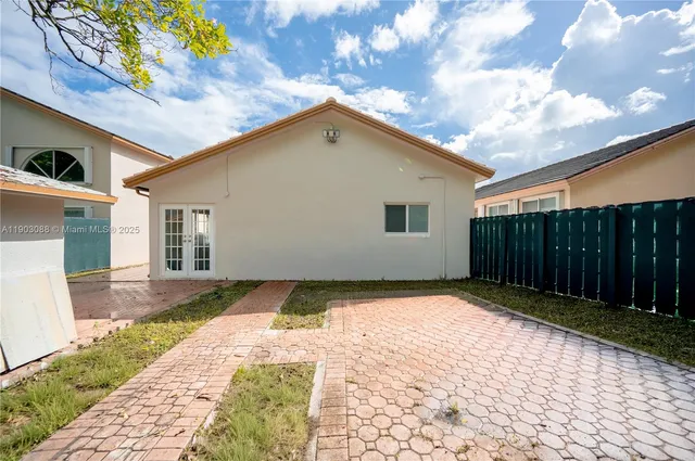 $749,000 | 9921 Northwest 32nd Street, Doral, FL 33172
