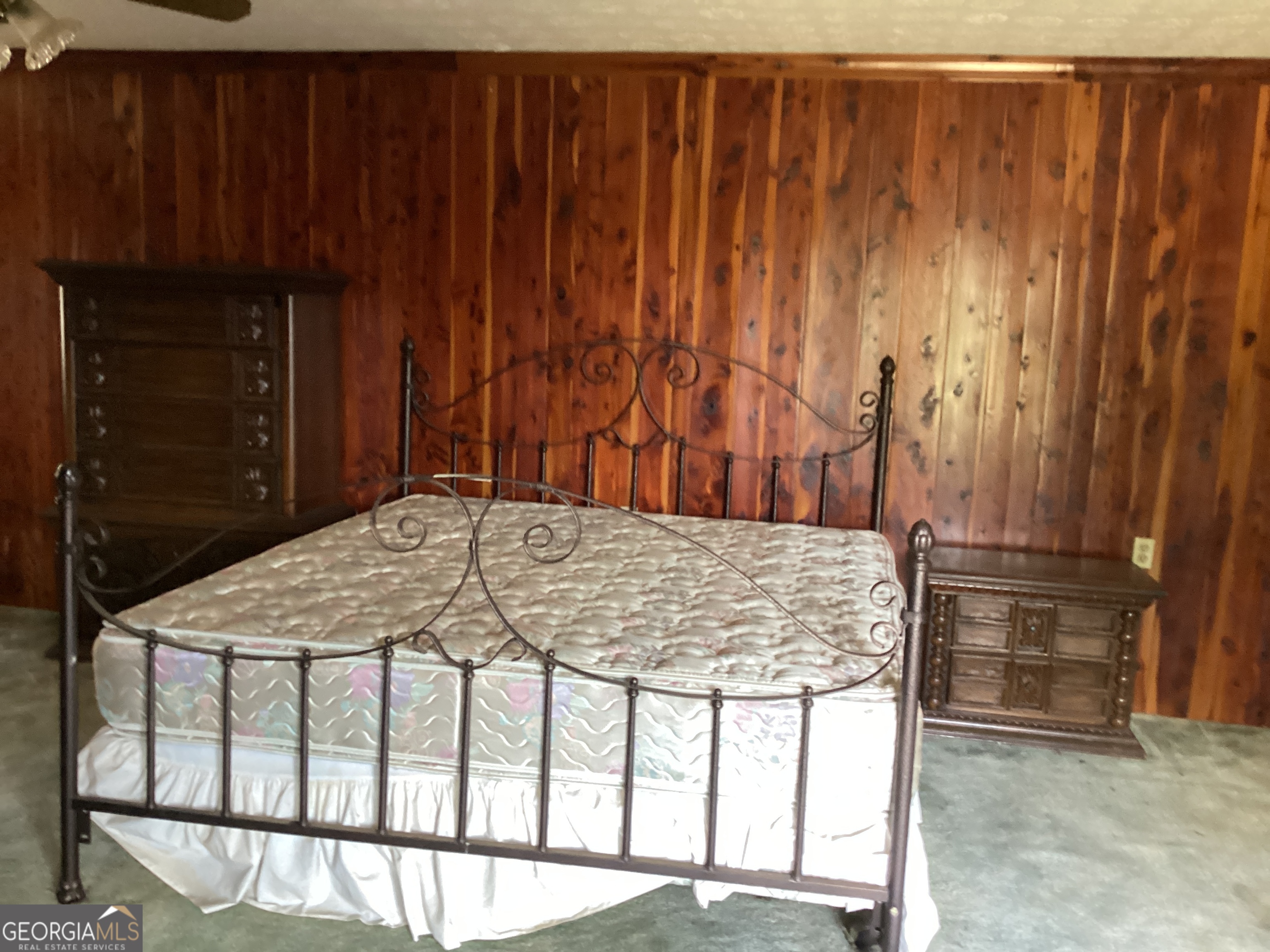 220 Ennis Road Barnesville, GA 30204 - Photo 32 of 47 a view of a wooden floor